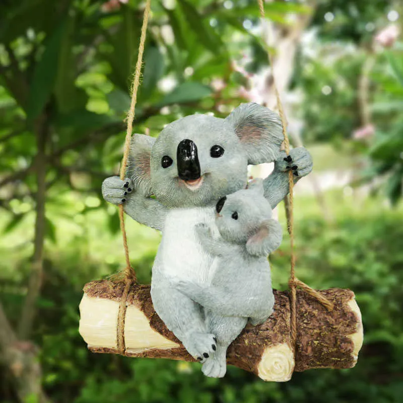 Résine Swinging Koala Animaux Figurines En Plein Air Fée Jardin Figurine Yard Suspendu Ornement Décoration Statue Sculpture Enfant Cadeaux 210804