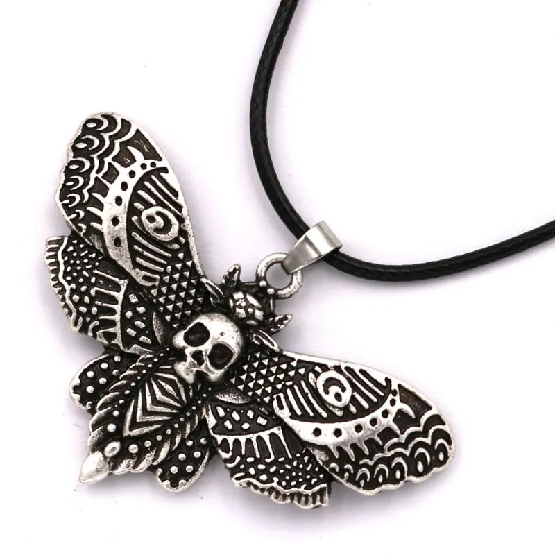 Vintage Halloween Dead Head Schädel Anhänger Motte Halskette Frauen mit Metail Kette Weihnachten Schmuck Geschenk Chokers297y