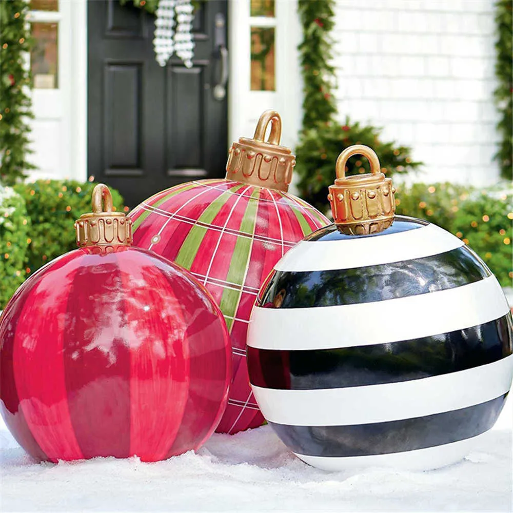 60Cm Large Christmas Balls Outdoor Atmosphere PVC Inflatable Toys For Home Garden Yard Props Decoration 211019290K