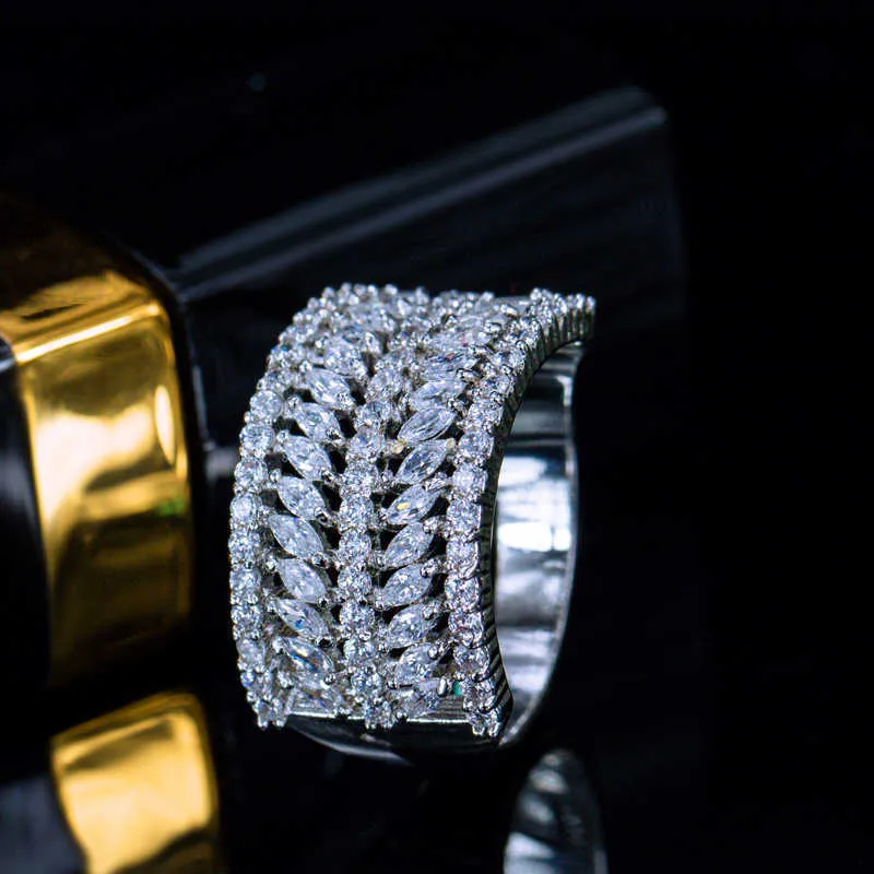 luxury cz ring