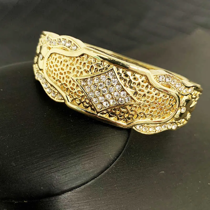 Bracelet d'ouverture en strass doré de style arabe populaire pour dames mariage personnalisé Q0719