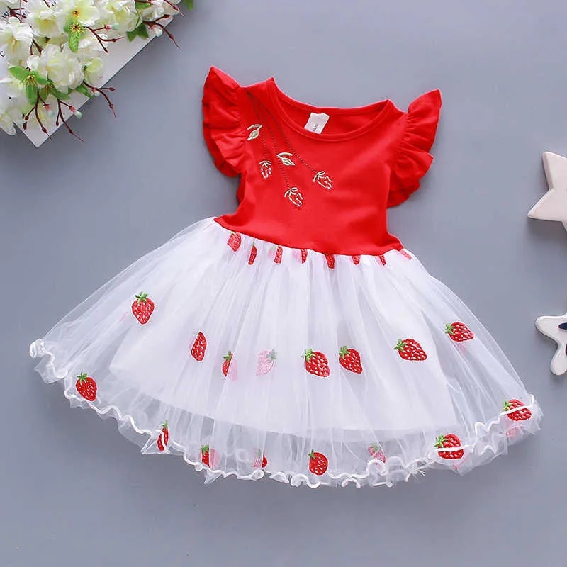 Robe d'été décontractée pour bébé fille vêtements mignon fraise brodé princesse filles robe enfant en bas âge enfants fête d'anniversaire Vestidos Q0716