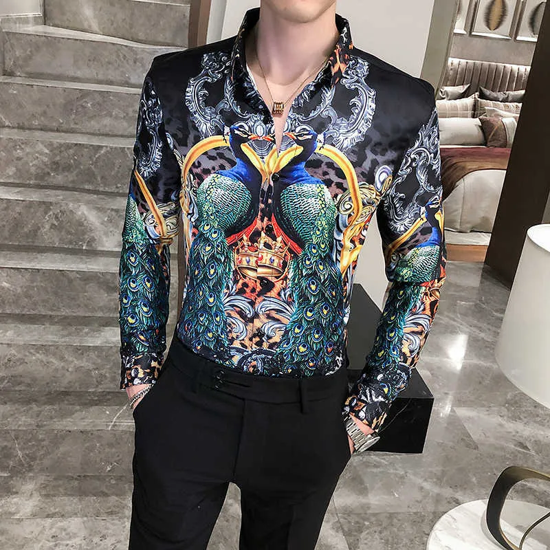 Luxury Peacock Crown Print för män Långärmad Slim Fit Casual Shirt Nattklubb Party Streetwear Camisas Para Hombre 210527