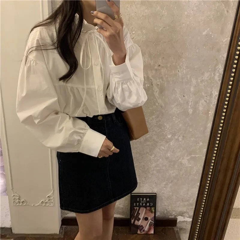 Verkoop vintage vrouwelijke koreaanse wit geplooide chique stijlvolle slanke shirts zoete mode vrouwen allemaal match blouses 210525