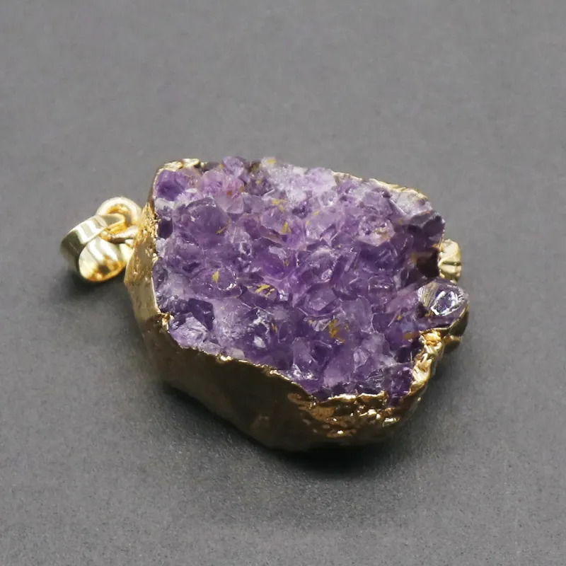 Кулон из натурального аметиста, исцеляющее ожерелье, необработанный позолоченный край, геодезический декор, подвесное украшение ручной работы с фиолетовыми кристаллами для Relea273A