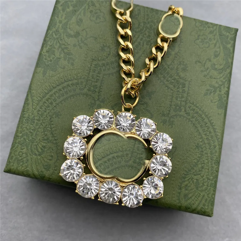 Klassiker Doppelbuchstaben anheizt Halsketten Strass Diamant Halskette glänzender Kristallkettenschmuck mit Briefmarken für Frauen Geburtstag GIF234K