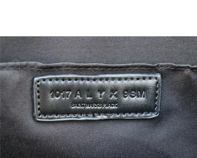 Dammsäckar etiketter alyx midja packar män kvinnor hög kvalitet jacquard 1017 9sm läderkläder etikett metall dragkedja ryggsäck294d