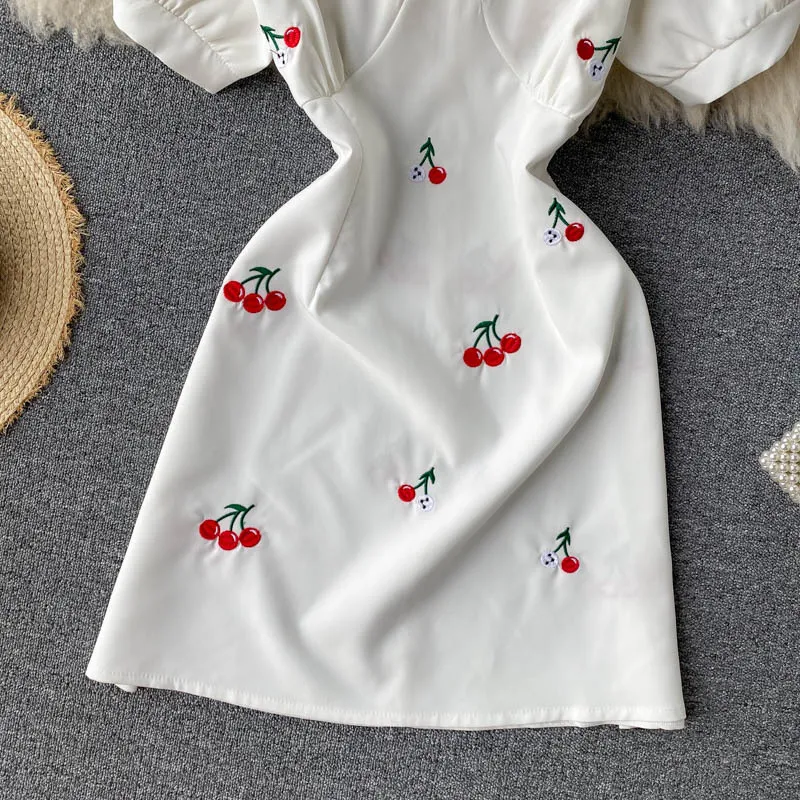 SINGREINY Cherry Embroidery Dress Women French Sweet Puff Sleeve Square Collar A-line Dresses Summer Chic Streetwear Short Dress 210419