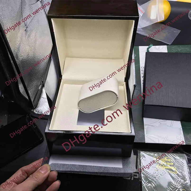 Montre De Luxe style high quality wood Watch Boxes gift book green paper bag Used to package the perfect appearance232T