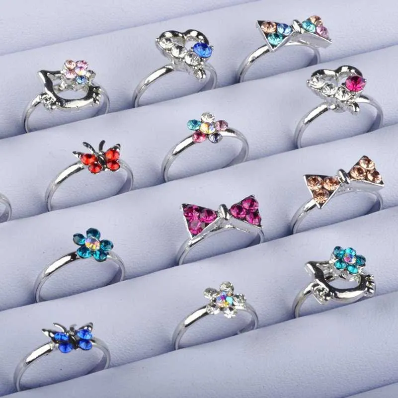 Mix Cute Crystal Rhinestone Children Kids Adjustable Silver Color Rings Jewelry Gifts Random Style Send Q07084586562