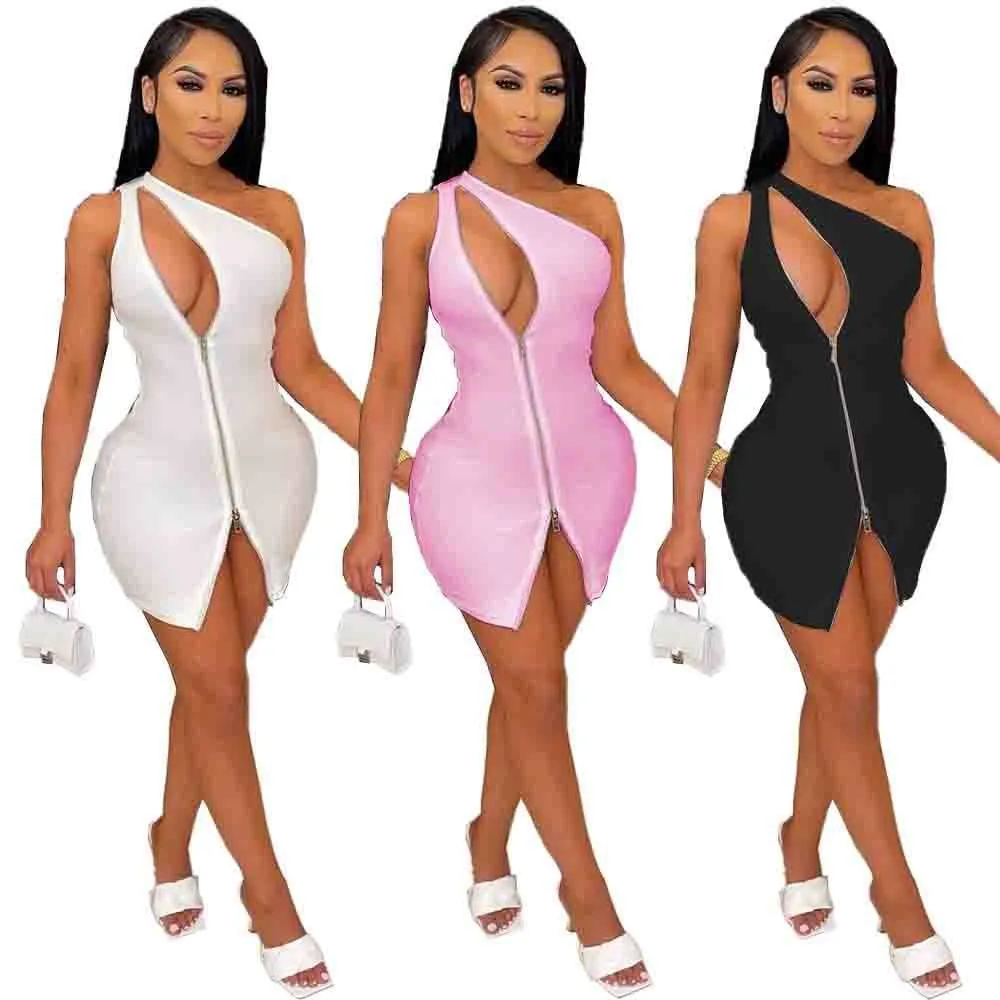 Sexig Hollow Out Zipper Slit Hem Mini Klänning För Kvinnor 2021 Elegant Av One Shoulder Bodycon Club Party Dress Women Clothing Robe X0521