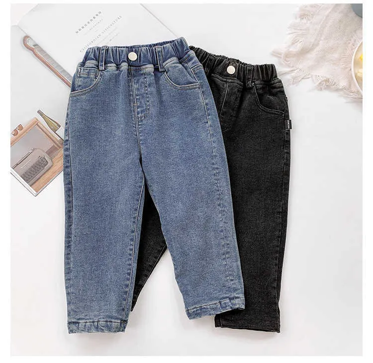 Vinterpojkar och tjejer mjuka elastiska fleece foder varma jeans barn mode all-match denim pants 210708
