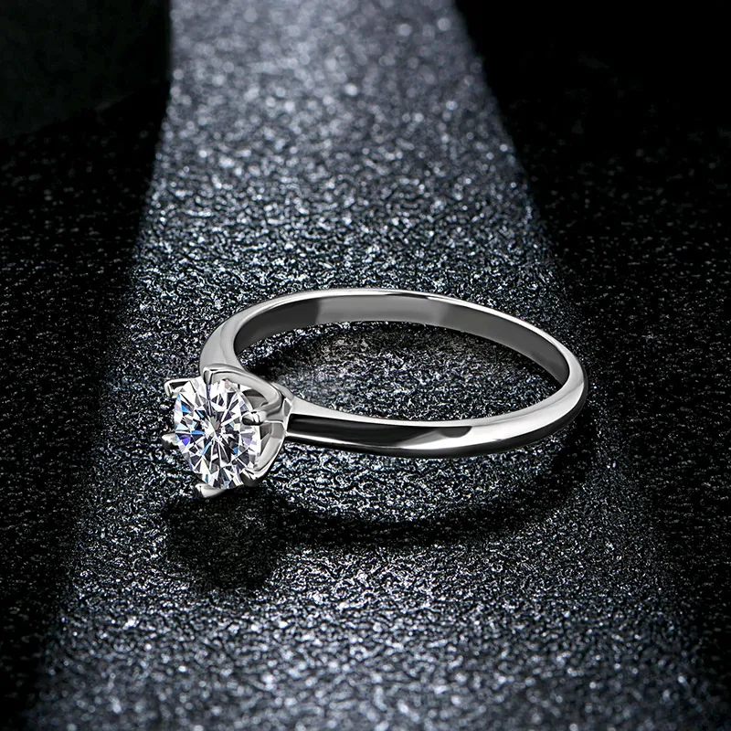 Panasha 18k clássico seis garra 1ct anel moissanite redondo tendão brilhante de diamante passado passado moissanite diamond solitaire anéis para mulheres