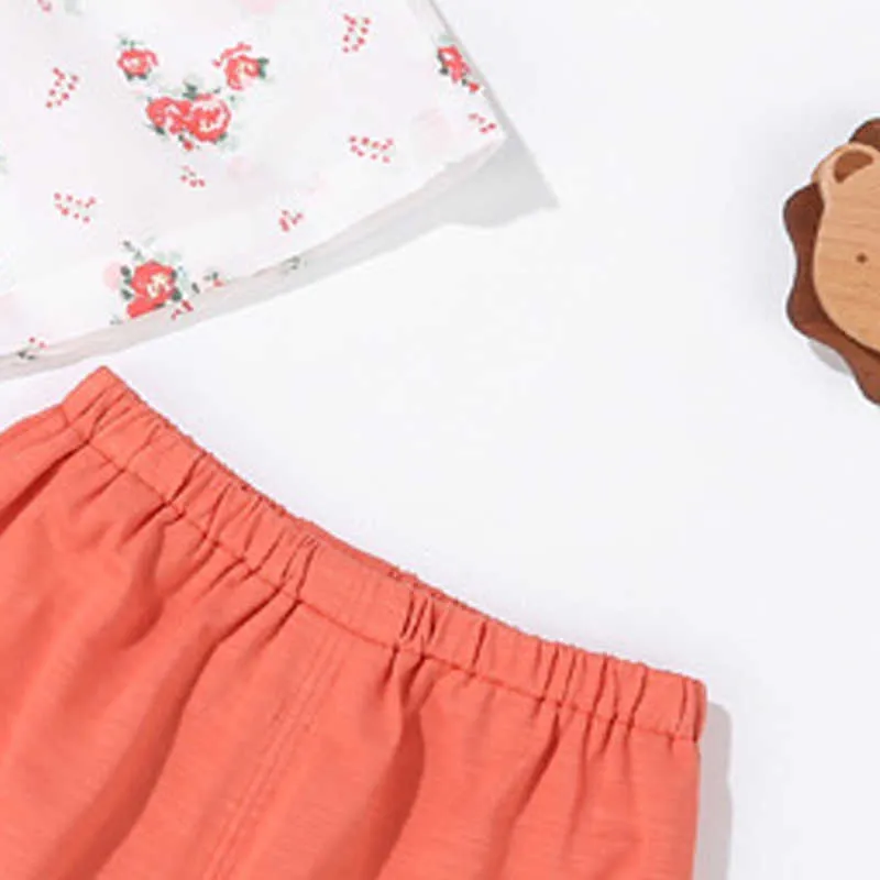 Bear Leader Kids Girls Summer Mouwloos Vest en Shorts Outfits Mode Geboren Baby Floral Kostuum Peuter Kleding 1-3Y 210708