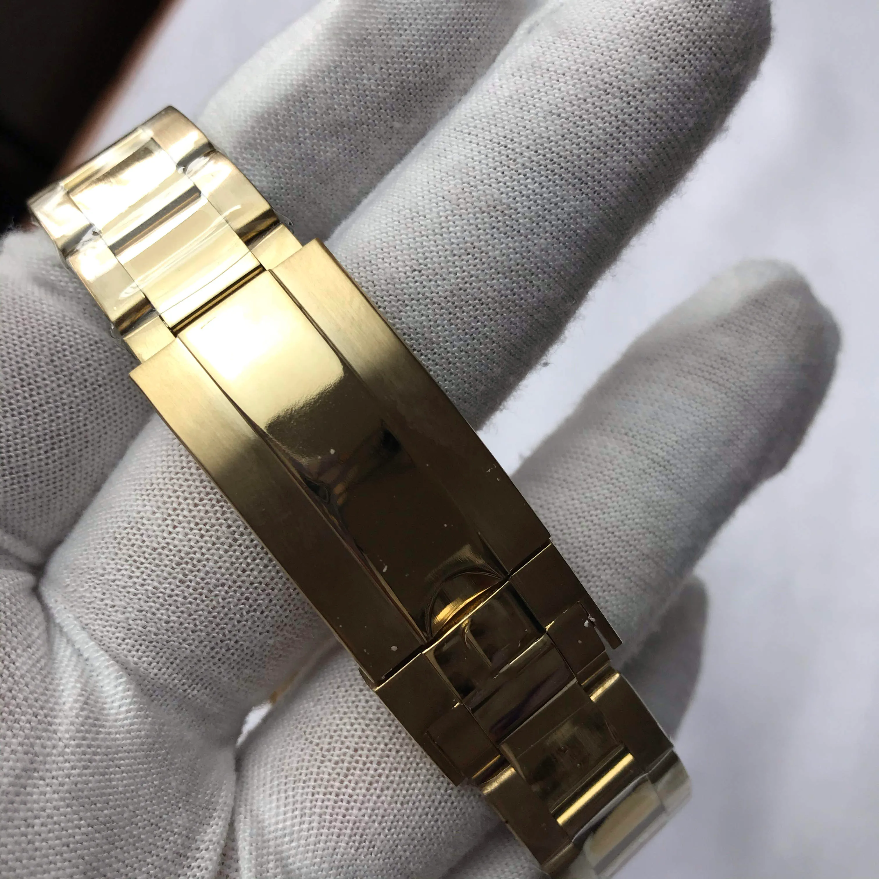 Orologio da uomo outlet di fabbrica Meccanico automatico in acciaio inossidabile Vetro zaffiro quadrante nero Fibbia originale luminosa230O