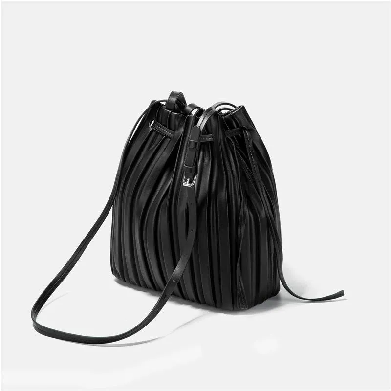 الأكياس المسائية تصميم العلامة التجارية بو كيس الكتف الجلدية مطوية دلو الشريط السيدات crossbody للنساء 2021 handbag234g