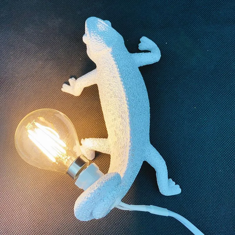 테이블 램프 북유럽 도마뱀 램프 현대 귀여운 귀여운 레인 동물 카멜레온 야간 조명 침실 거실 홈 장식 비품 2690