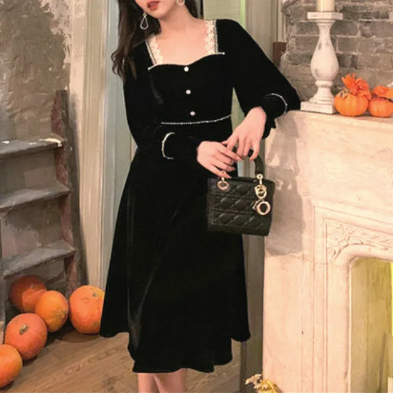 Winter Vintage Black Dress Women Casual Elegant Long Sleeve Square Collar Gothic Party Dress Female Dress Korean 210521