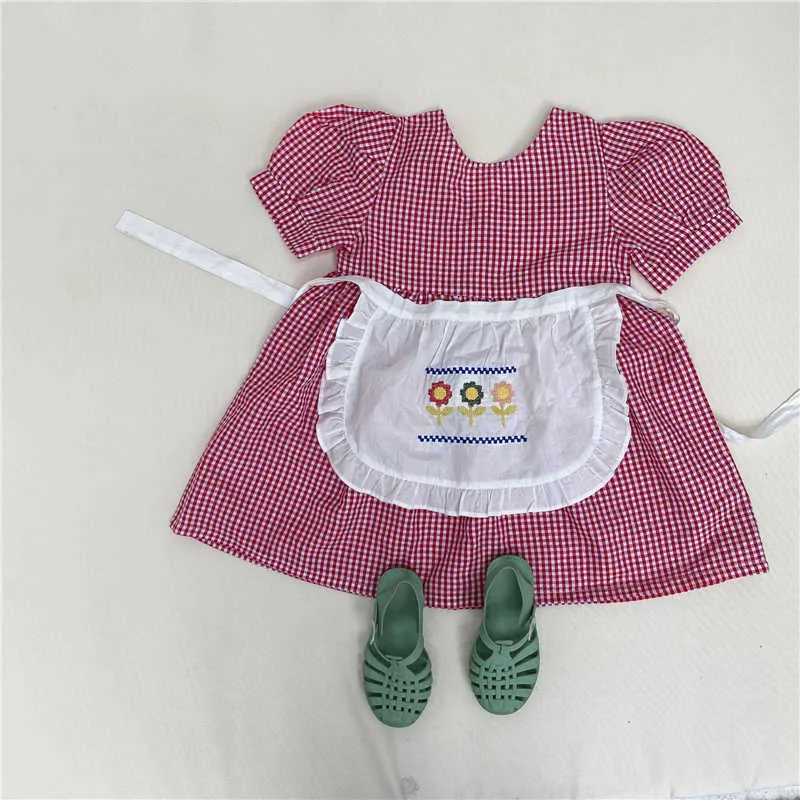 Style coréen Mignon Bébé Filles Plaid Robe à manches courtes Enfants Coton Robes décontractées avec tablier 210615