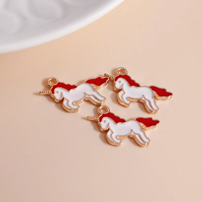 2017mm en émail charmes de licorne chanceuse pour colliers Pendants Boucles d'oreilles bricolage Colorful Animal Charms Bijoux Accessoires Make4311548