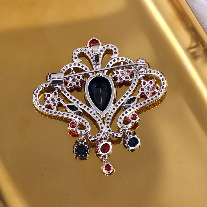 Multicolore cubique zircone couronne broches broches pour femmes marque Design mode bijoux de mariage costume de luxe boutonnière broche