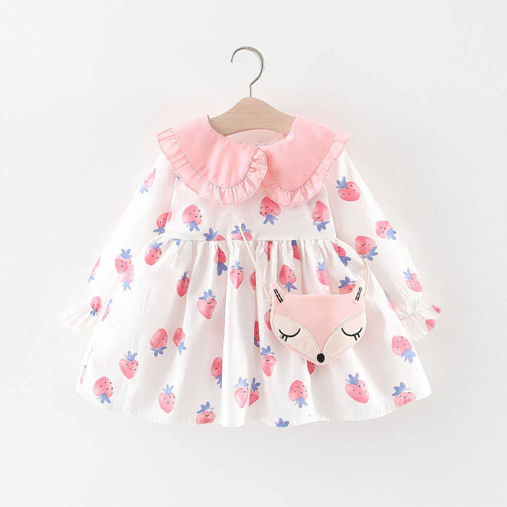 12M-3Y Enfants à manches longues Collier de poupée Robe d'impression de fraise Robe de princesse + Fox Satchel Beau col de poupée à volants S4 Q0716