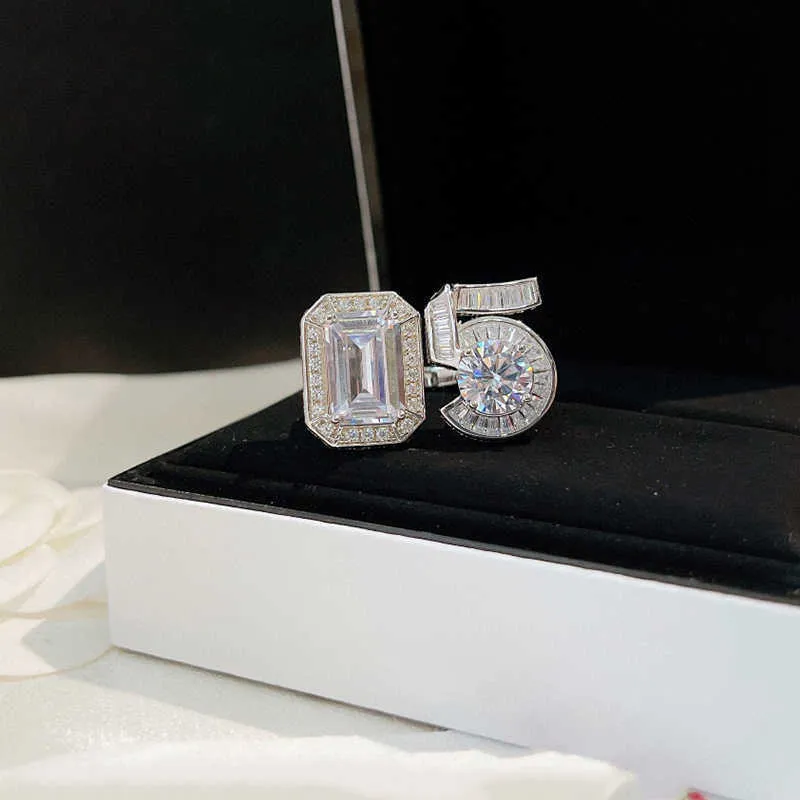 Top Brand Pure 925 Sterling Silver Jewelry Emerald Cut Letter 5 Designringar Big Diamond Rings Engagement Wedding Luxury Jewelry320i