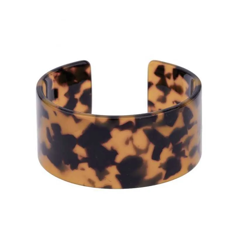 New Arrival Tortoiseshell Acrylic Bangle Bracelet Boho Women Leopard Resin Open Cuff Bracelet Vintage Jewelry Accessory Bijouxs Q0719