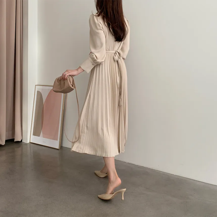 Autumn Korean Women Dress Elegant Long Sleeve Tunic Slim Square Collar Pleated Dresses Pink Beige Vestido De Festa 210513