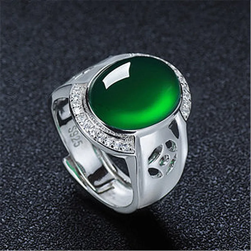 Luxuriöse grüne Jade, Smaragd, Edelsteine, Diamanten, Ringe für Herren, Weißgold, Silberfarbe, Schmuck, Bague, maskulines Accessoire, Partygeschenke