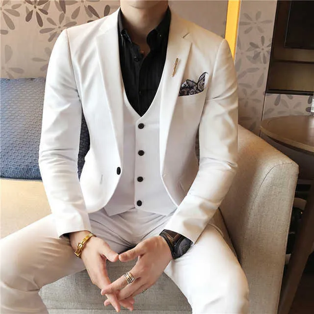 2020 klassisk smal passform män kostym 3 bit vit formell brudgum tuxedo män bröllop kostymer uppsättning affärsarbete bär man jacka väst byxor x0909