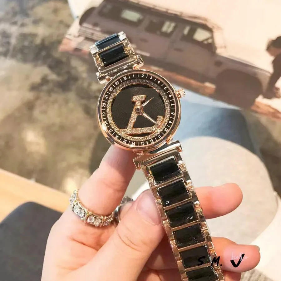 Zegarki marki kobiety dziewczyna kryształowe duże litery styl stalowy pasek kwarcowy zegarek na rękę L51
