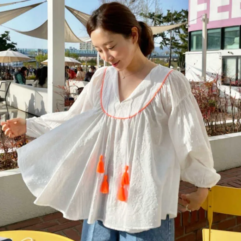 Korejpaa Women Shirt Summer Korean Chic Fresh V-Neck Drawstring Tassel Three-Dimensional Polka Dot Puff Sleeve Doll Blouses 210526