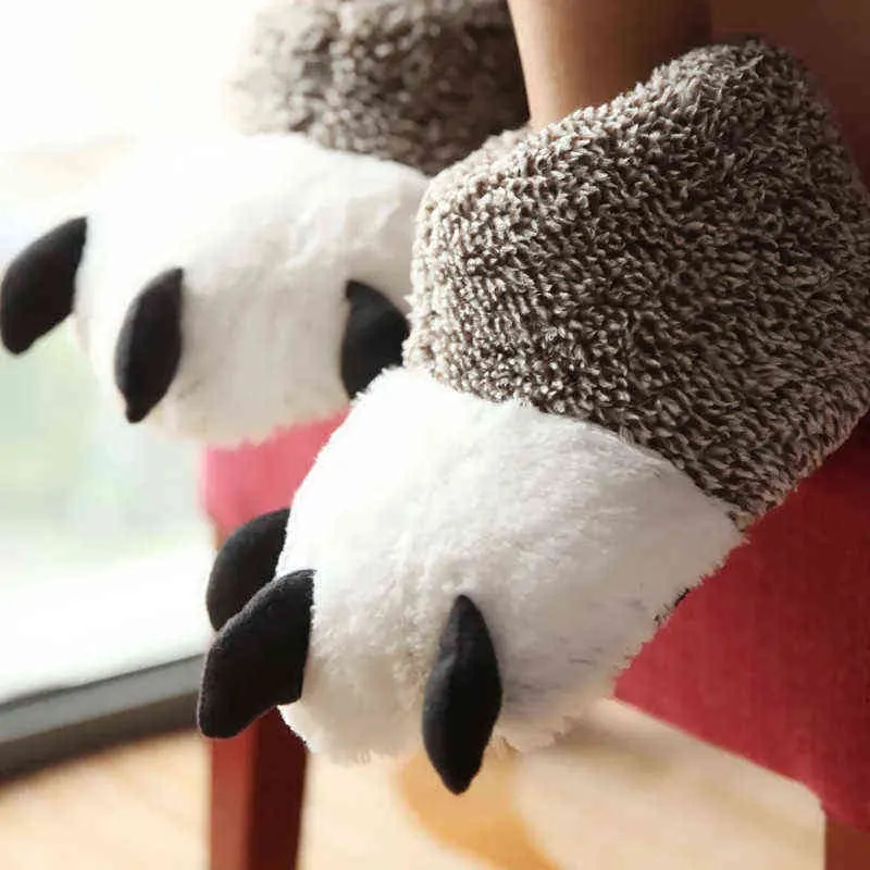 Cartoon Cute Bear Paw Bomull Tofflor Par Vinter Furry Skor Animal Comfort Non-Slip Kvinnor Hemskor Zapatos de Mujer H1122