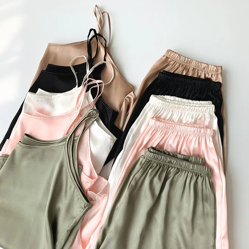 Home wear pajamas two-piece set summer silk women's Korean suspender top with shorts two piece suit sleep 210420