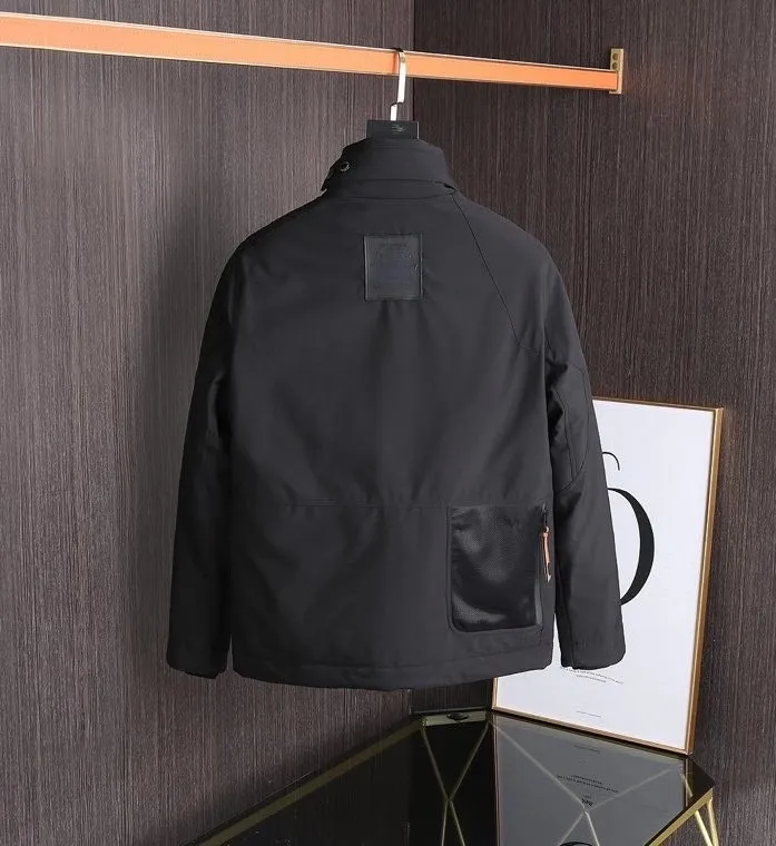 Vintermode Black Down Coats Linner Printing Warm Bomber Jackets med fickor Designer Parkas Windbreaker Outwear For Man