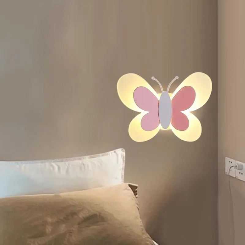 Vägglampor LED SCONCE Lamp Butterfly Warm Light Wall-monterade minimalistiska belysningsarmaturer för hemloft inomhus trappdekoration2540