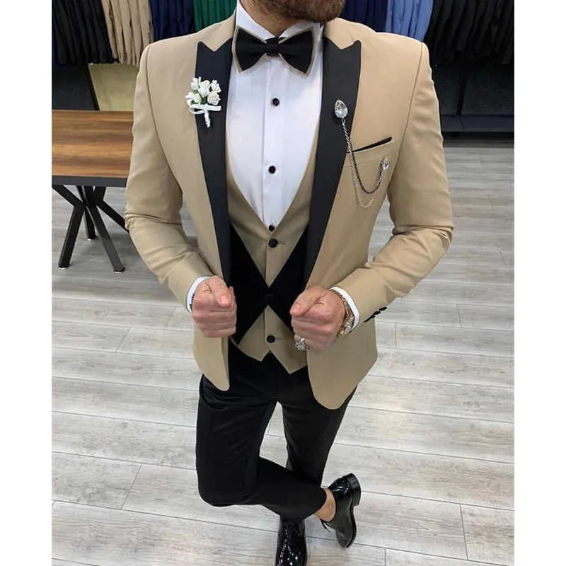 Slim Fit Örgün Erkekler Düğün için Suits Siyah Zirve Yaka Damat Smokin 3 Parça Erkek Moda Ceket Yelek Pantolon 2021 X0909