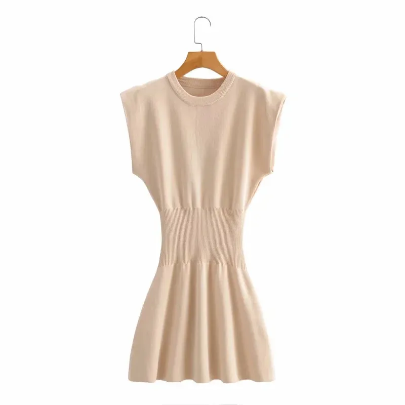 Beige tricoté Mini robe femmes été O cou sans manches femme élégante robes taille froncée décontracté 210519