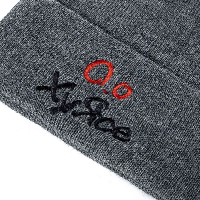 New Novelty Hat Russian Letter Embroidery Casual Beanie Hat For Men Women Fashion Knitted Winter Hat Streetwear Winter Cap Y21111