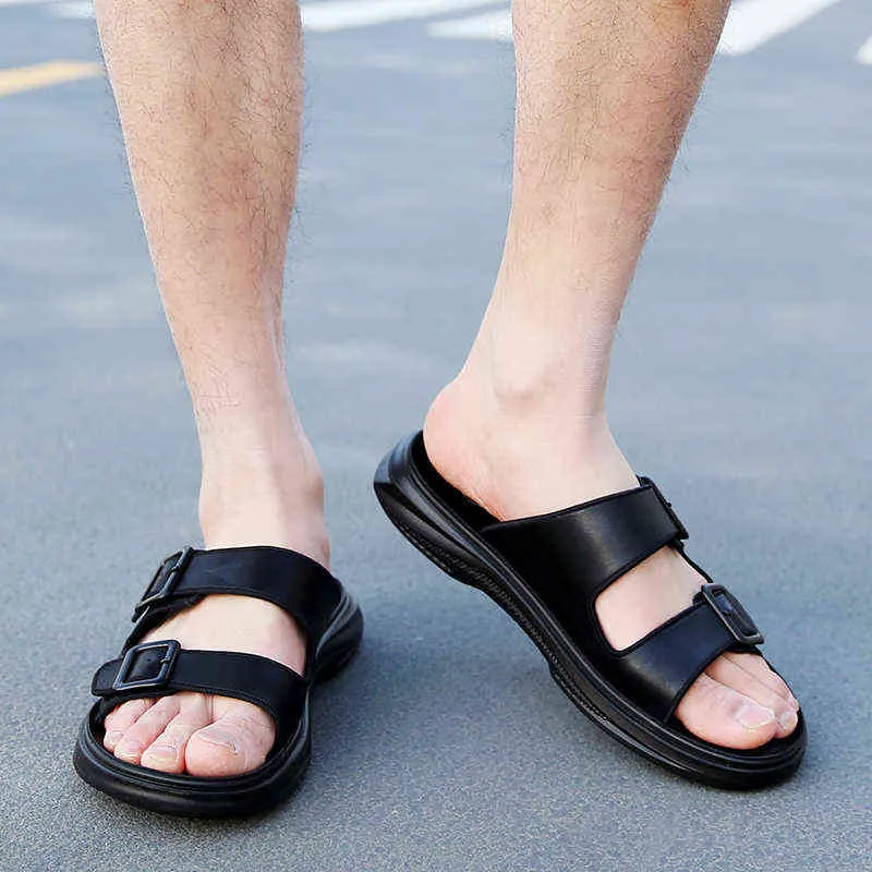 スリッパマンレザーファッション夏の靴カジュアルなソフトビーチスリッパ屋外の男性ホームフリップフロップ通気性ラグジュアリー220302