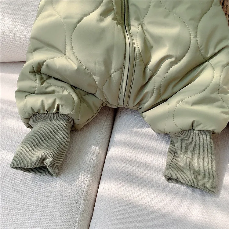 冬の赤ちゃん男の子と女の子暖かいキルティングかわいいクマ長袖ロンパース幼児子供厚いジッパーフード付きジャンプスーツ服0~24m 210413