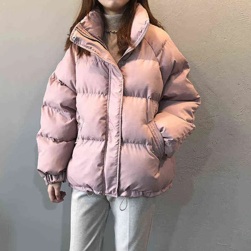 Dam Fashionable Winter Oversized Stand Collar Down Jacket Kvinnor Varm Tjock Lös Chic Parka Bread Padded Coat 211108