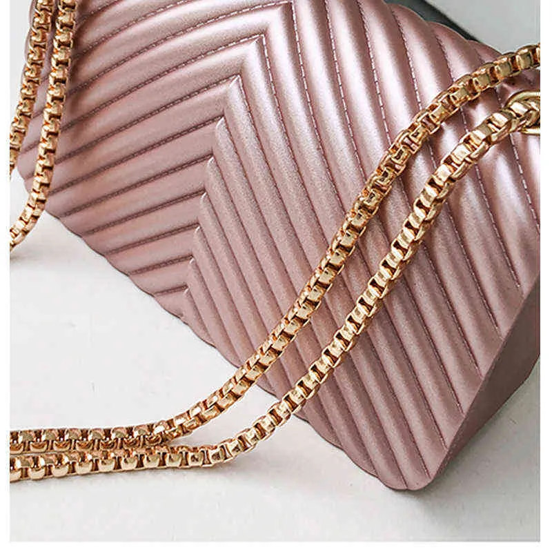 العلامة التجارية الشهيرة PVC Messenger Bag Luxury Luxury Counter Creater Fults Vintage Female Chain Jelly Pack 2110282221