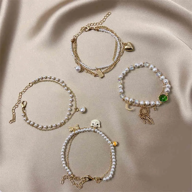 Classic Fashion Butterfly Pearl Pendant Armband för kvinnor Utsökt Lucky Manschett Bracelet Anniversary Gift Luxury Smycken Ny