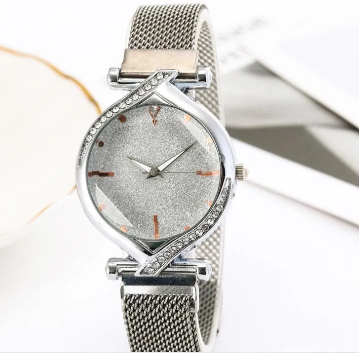 Estrela dial simples temperamento diamante relógio feminino fivela magnética confortável malha cinto relógios femininos design de moda quartzo wris280o