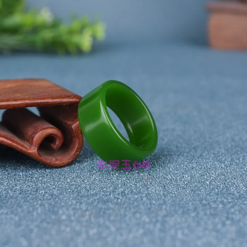 Natural Green White Hetian Jade 7-10 Storlek Flat Ring Chinese Jadeite Amulet Fashion Charm smycken hand snidade gåvor kvinnor män316i