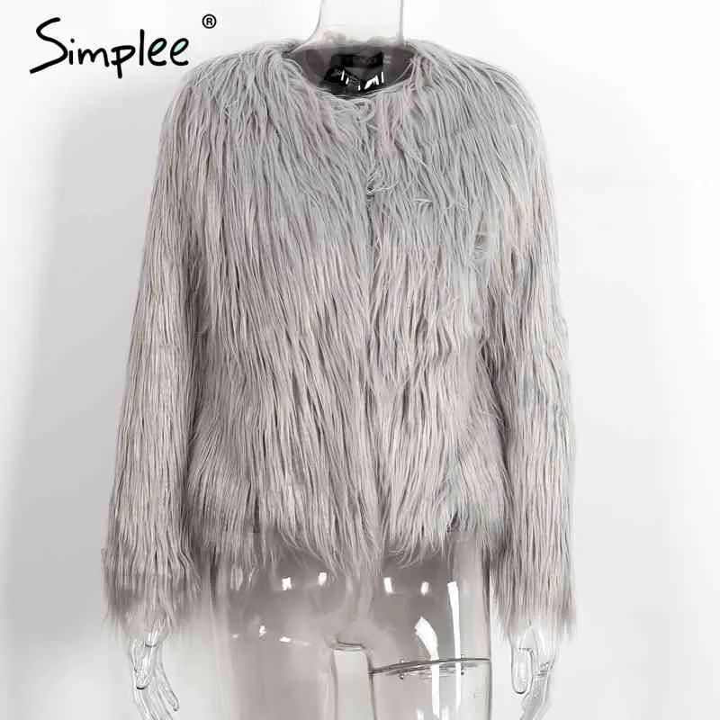 Cappotto da donna in pelliccia sintetica taglie forti Cappotto peloso nero o collo frontale con nappe Capispalla invernale casual a maniche lunghe 210414