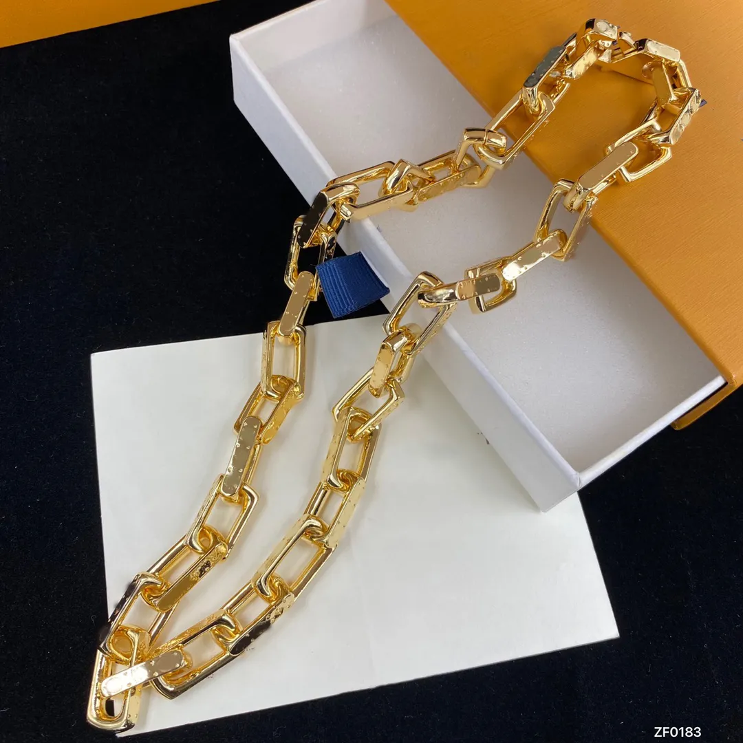 Mode Halskette Ketten Coole Hochzeit Anhänger Anzug Brief Design für Mann Frau Unisex Kette Halsketten Schmuck Top Qualität mit Box345E
