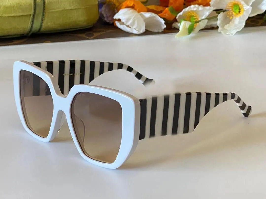 Occhiali da sole da uomo donna 12 occhiali da sole da uomo stile moda donna protegge gli occhi Obiettivo UV400 di alta qualità con box225P